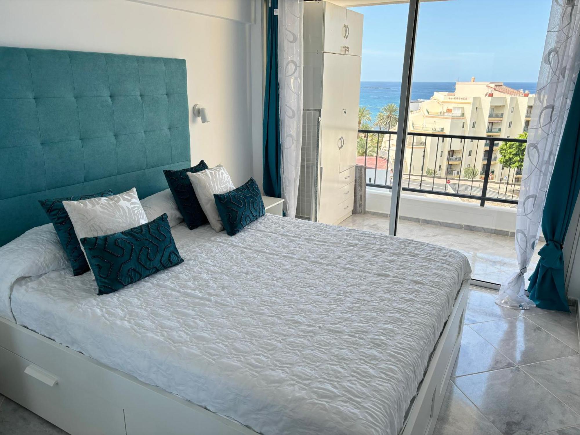 Luxury Ocean View 6th Floor Apartamento Los Cristianos (Tenerife)
